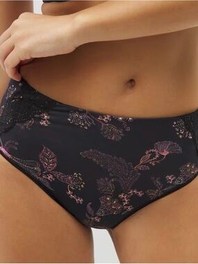 Soma VANISHING TUMMY Modern Brief Panty with Lace